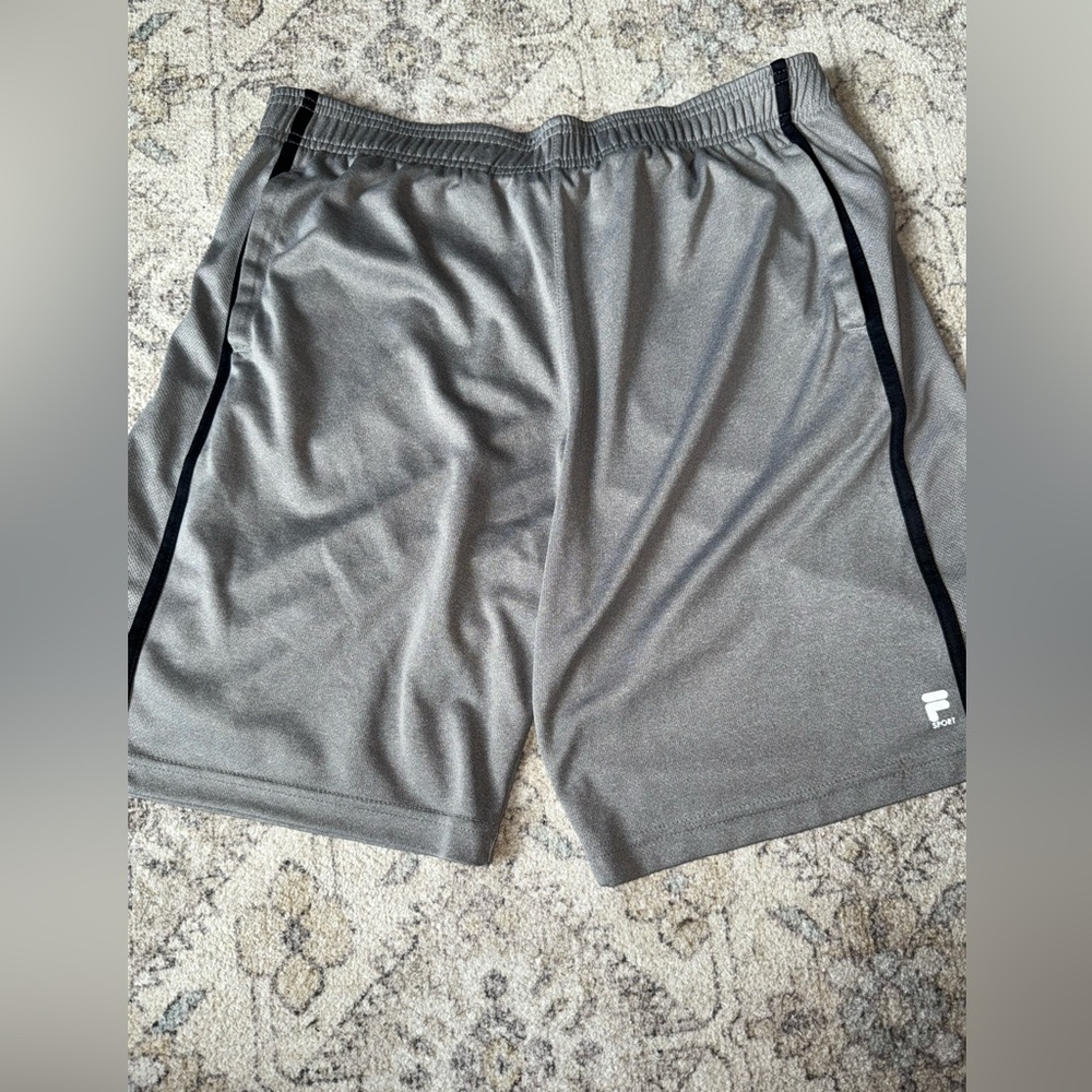 FILA Men's Gray Athletic Shorts